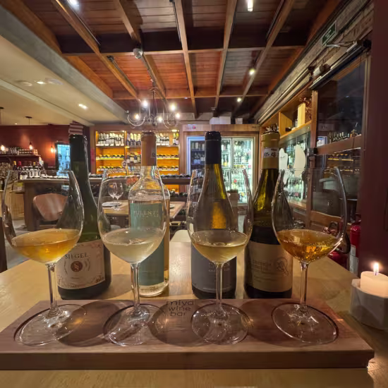 Miya Wine Bar - Wine Flight Orange is The New White - Review